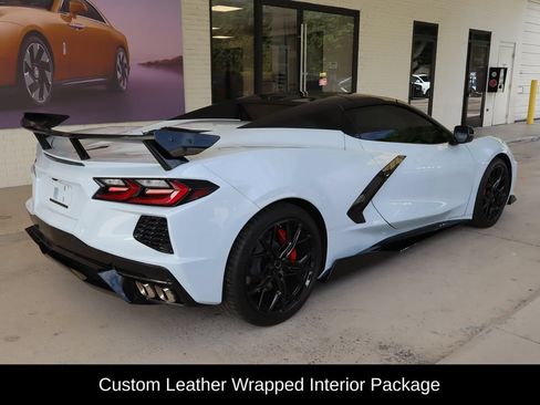 Used 2023 Chevrolet Corvette Stingray Premium Conv w/ Z51 Performance Package RWD image 5