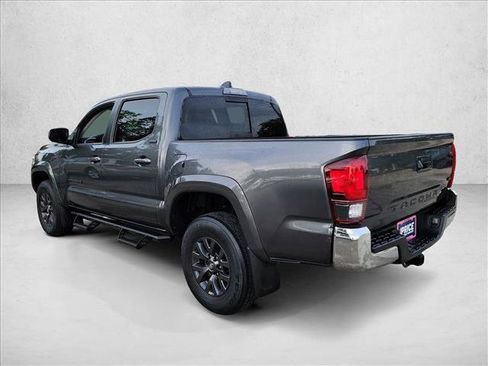 Used 2022 Toyota Tacoma SR5 RWD image 7