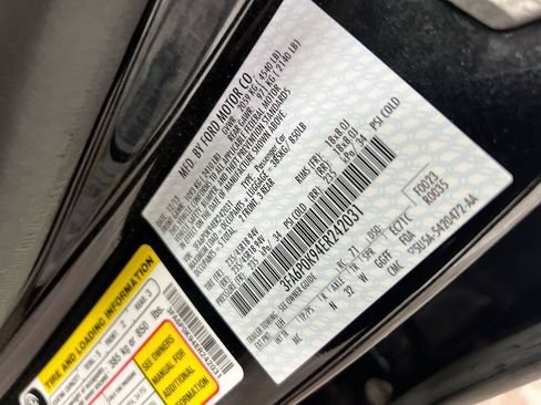 Used 2014 Ford Fusion Titanium FWD image 29