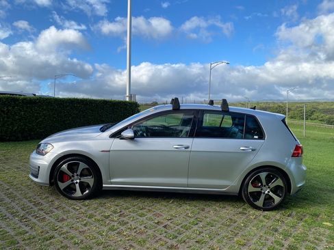 Used 2016 Volkswagen GTI Autobahn w/ Lighting Package (SEL) FWD image 4