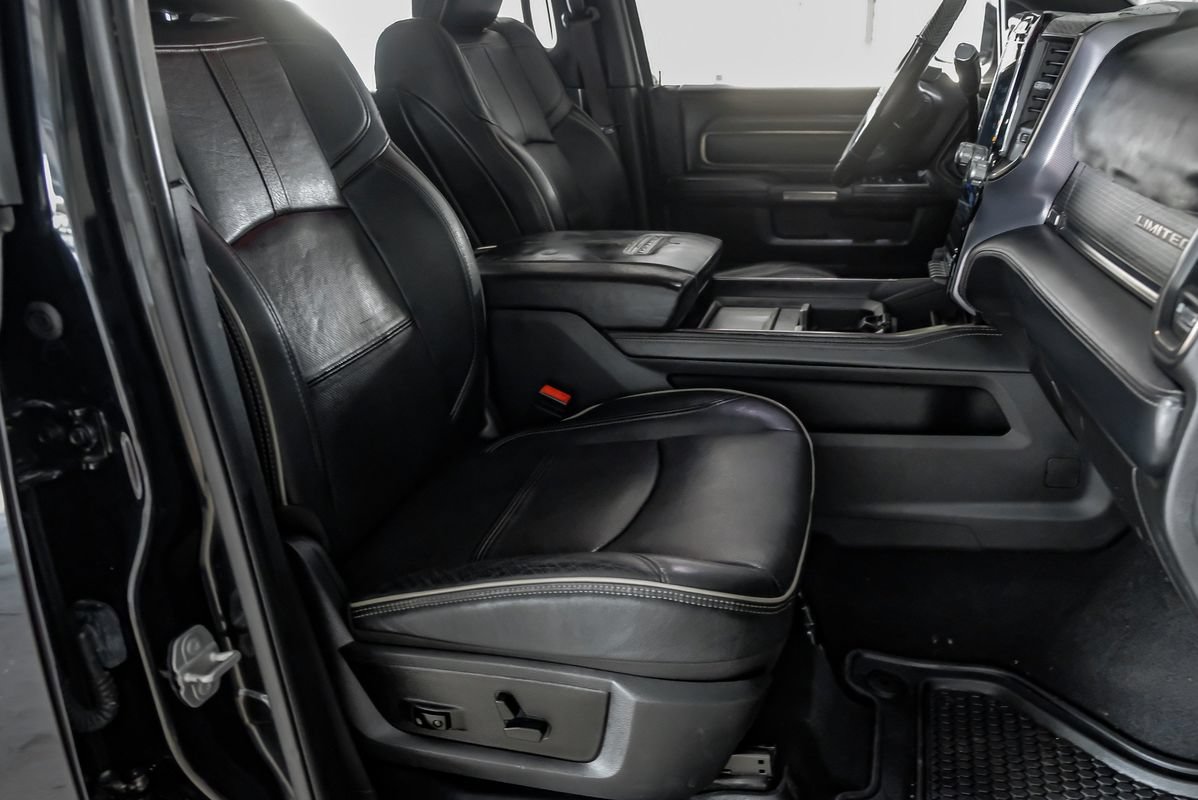 Used 2020 RAM 3500 Limited AWD/4WD image 31