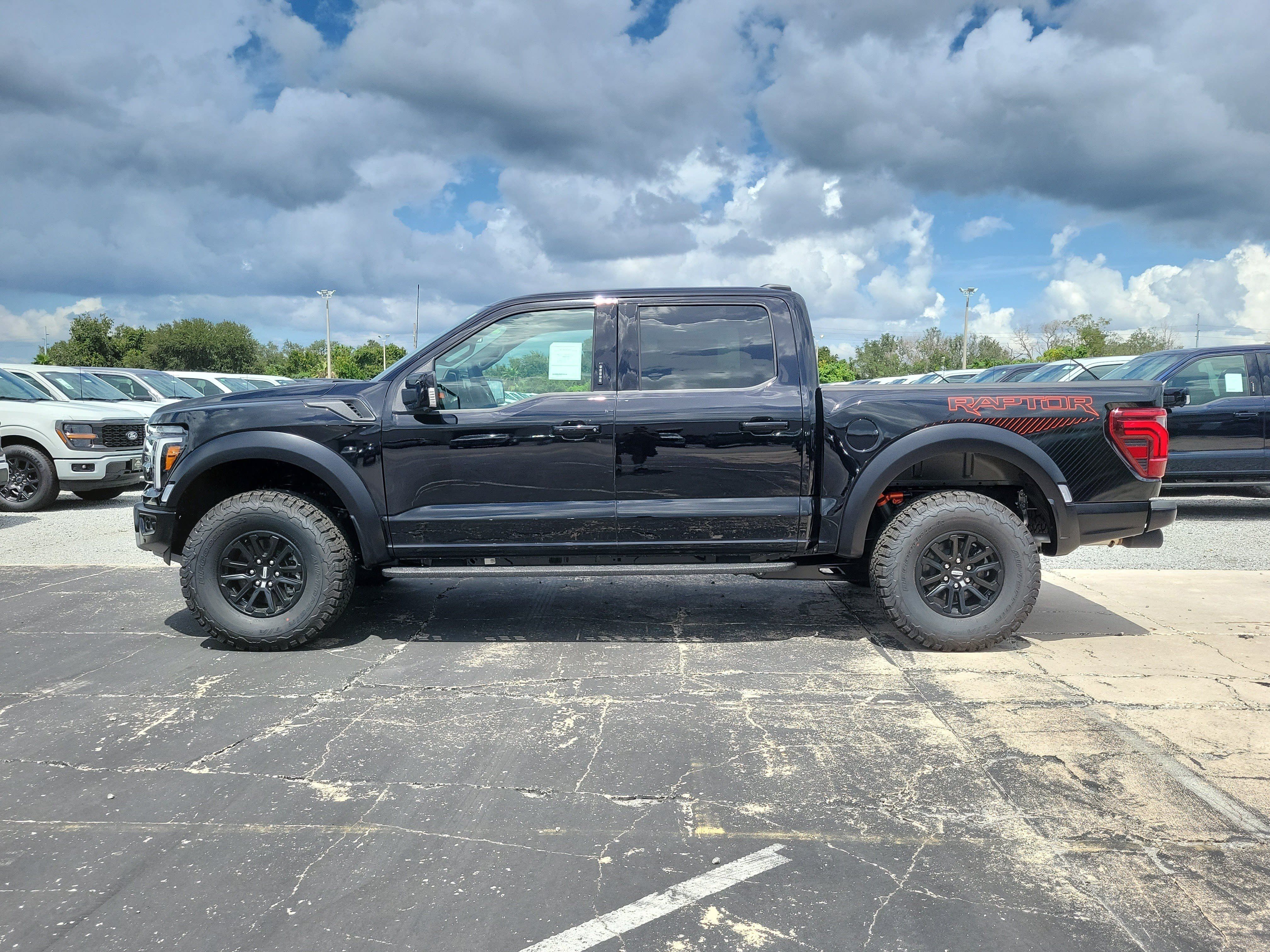 New 2026 Ford F150 Raptor AWD/4WD image 7