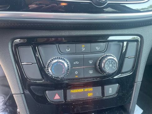 Used 2019 Buick Encore Preferred FWD image 6