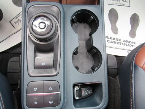 Used 2023 Ford Maverick Lariat w/ Lariat Luxury Package AWD/4WD image 21