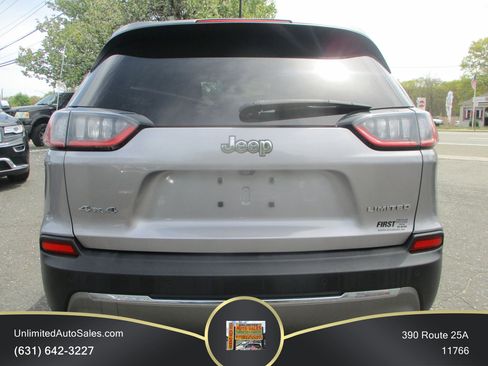 Used 2019 Jeep Cherokee Limited AWD/4WD image 2