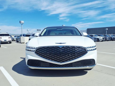 Used 2024 Genesis G90 3.5T AWD/4WD image 2