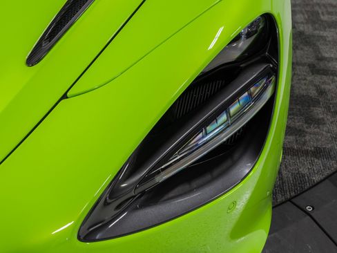 Used 2021 McLaren 720S Performance RWD image 33