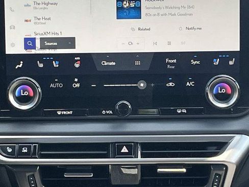 Certified 2024 Lexus RX 350 AWD w/ Convenience Package image 16