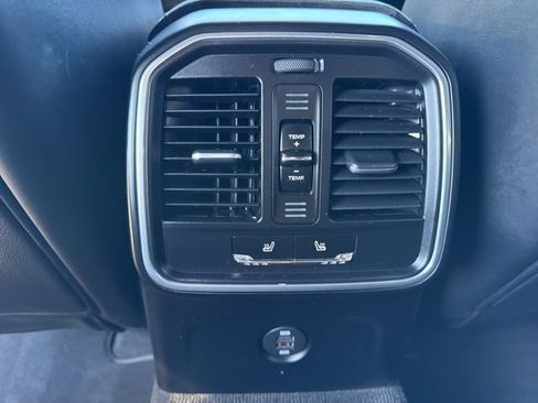 Used 2018 Porsche Macan GTS image 15