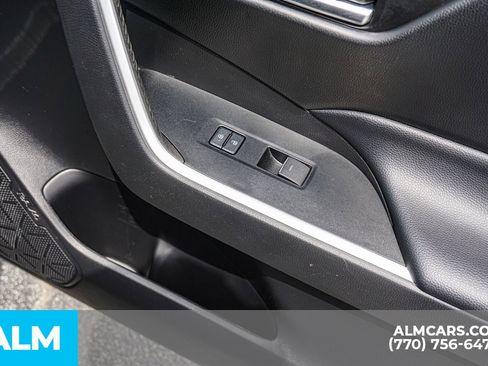 Used 2023 Toyota RAV4 XLE Premium image 51