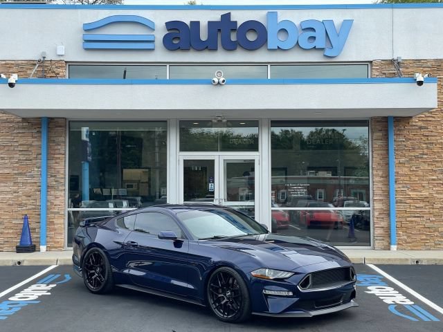 Used 2019 Ford Mustang GT Premium w/ GT Performance Package RWD image 8