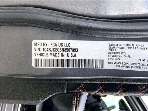 Used 2022 Jeep Grand Cherokee L Summit w/ Advanced Protech Group IV AWD/4WD image 36