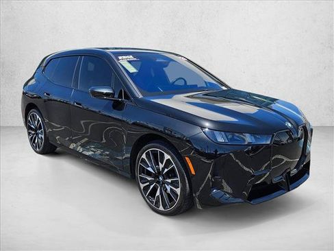 Used 2026 BMW iX xDrive45 w/ M Sport Package AWD/4WD image 3