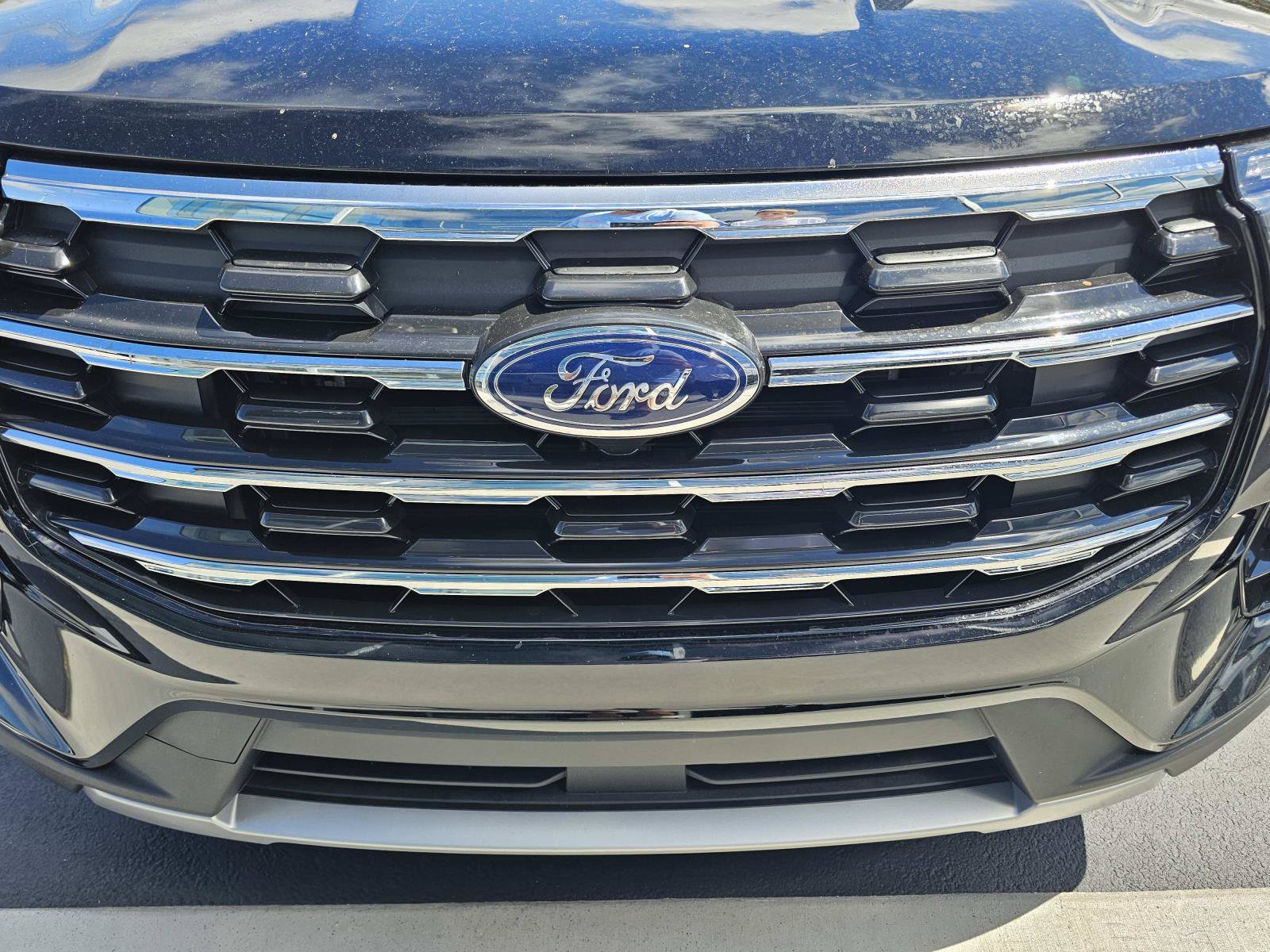 Used 2026 Ford Explorer Active w/ Active Comfort Package RWD image 5