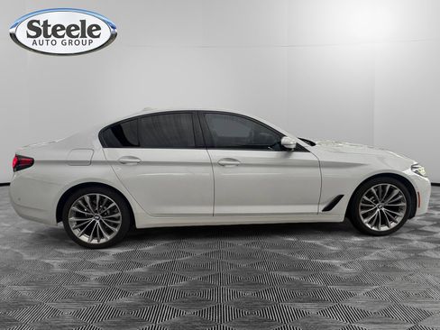 Used 2021 BMW 530i w/ Premium Package RWD image 6