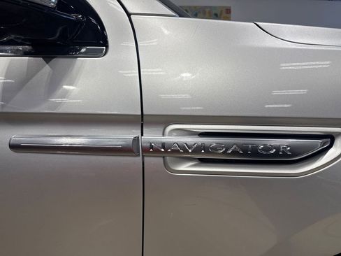 Used 2018 Lincoln Navigator Reserve w/ Technology Package image 54