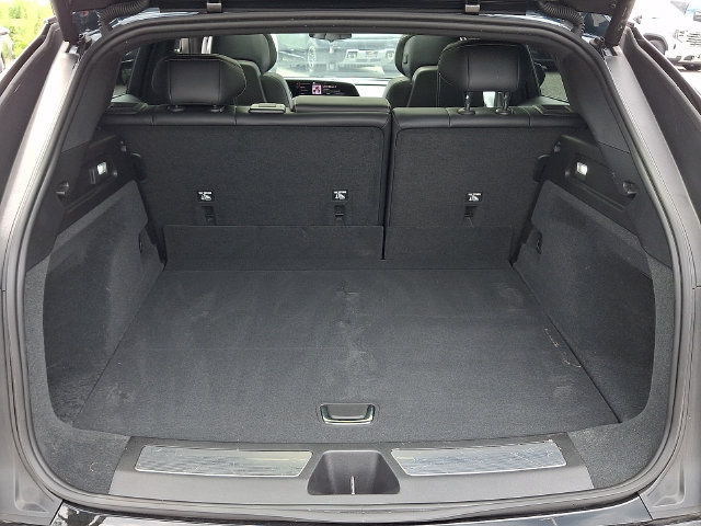 Certified 2024 Cadillac Lyriq Luxury w/ LPO, Floor Liner Package AWD/4WD image 27