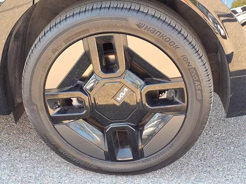 Used 2024 Kia EV9 GT-Line image 9