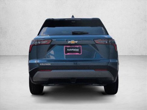 New 2026 Chevrolet Equinox LT w/ Safety and Technology Package FWD image 8