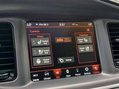 Used 2022 Dodge Charger R/T w/ Plus Group RWD image 15