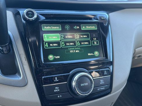 Used 2015 Honda Odyssey EX-L image 17