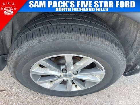 Used 2015 Dodge Durango Limited w/ Nav & Power Liftgate Group image 7