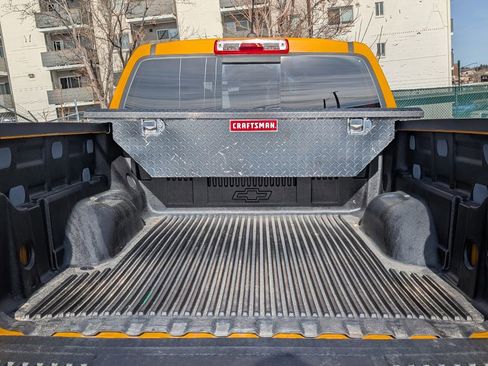 Used 2018 Chevrolet Colorado LT w/ LT Convenience Package image 15