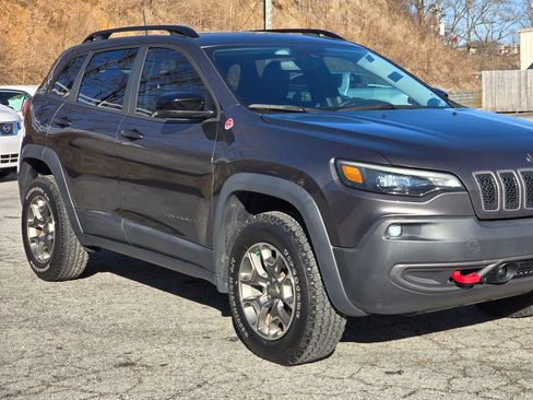 Used 2022 Jeep Cherokee Trailhawk w/ Trailer Tow Group image 49