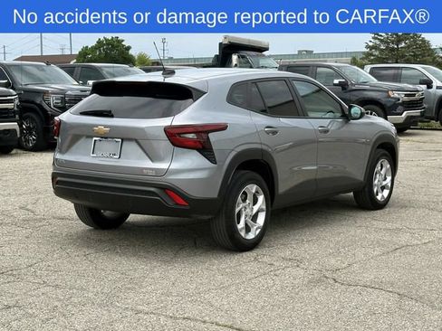 Certified 2024 Chevrolet Trax LS w/ LS Convenience Package FWD image 7