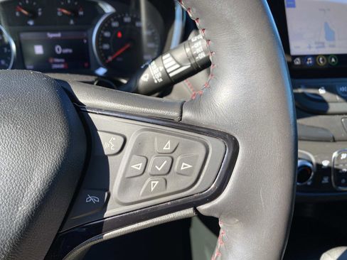 Used 2022 Chevrolet Equinox RS w/ RS Leather Package image 20