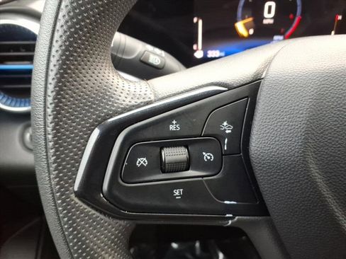 Used 2024 Chevrolet Trax LT image 20