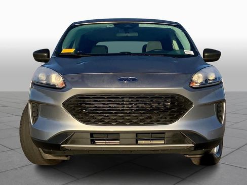 Certified 2022 Ford Escape S image 3