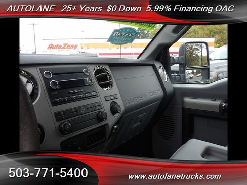 Used 2016 Ford F250 XLT w/ XLT Interior Package image 10