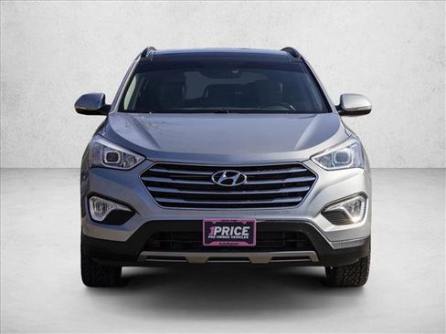 Used 2014 Hyundai Santa Fe GLS image 2