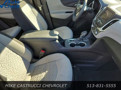 Used 2022 Chevrolet Equinox LS FWD image 24