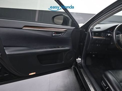 Used 2013 Lexus ES 350 w/ Luxury Pkg FWD image 17
