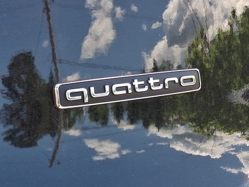 Certified 2025 Audi Q5 Prestige AWD/4WD image 32