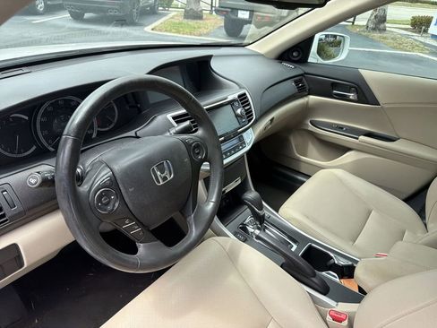 Used 2014 Honda Accord EX-L image 19