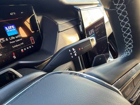 Certified 2024 GMC Acadia Denali w/ Super Cruise Package image 13