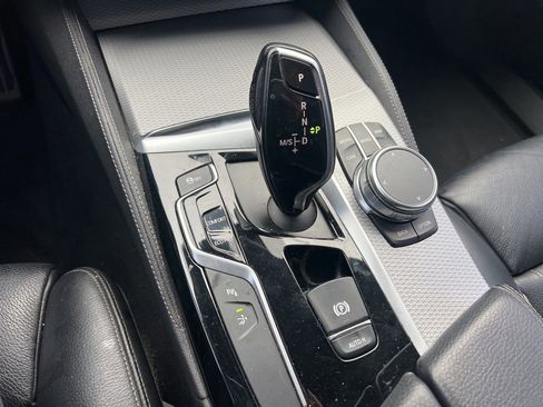 Used 2018 BMW 640i Gran Turismo xDrive 640 Gran Turismo i xDrive w/ M Sport Package image 26