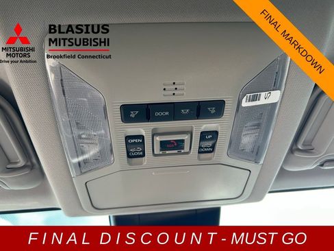 Used 2023 Toyota RAV4 Limited image 79