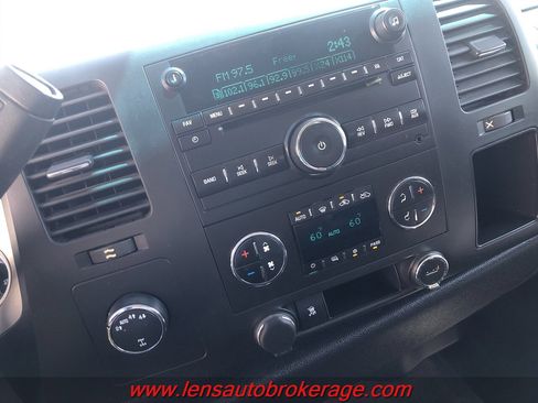 Used 2011 GMC Sierra 1500 SLE w/ Power Tech Package AWD/4WD image 14