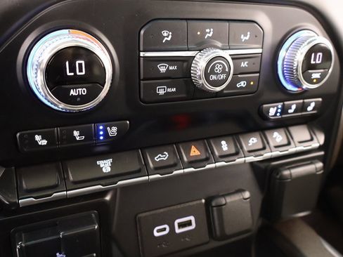 Used 2021 GMC Sierra 2500 SLT w/ SLT Convenience Package image 7