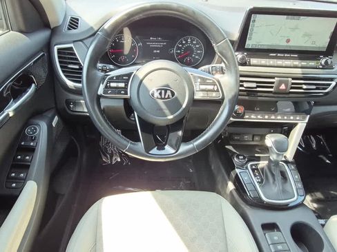 Used 2021 Kia Seltos SX AWD/4WD image 8