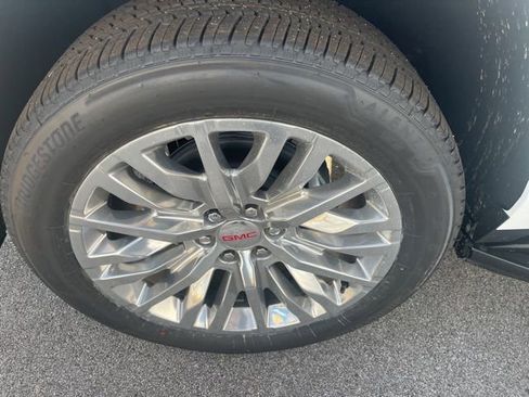 New 2026 GMC Yukon XL Elevation image 8