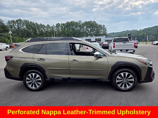 Used 2024 Subaru Outback Touring AWD/4WD image 10