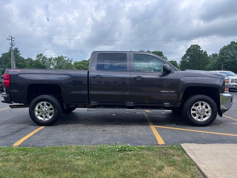 Used 2015 Chevrolet Silverado 2500 W/T w/ WT Convenience Package AWD/4WD image 5