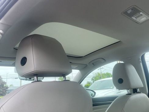 Used 2019 Volkswagen Jetta SEL FWD image 17