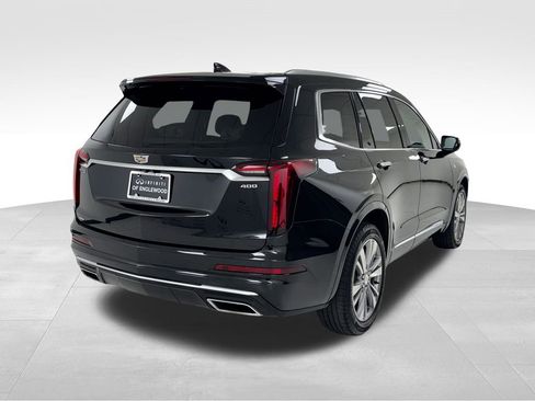 Used 2024 Cadillac XT6 Premium Luxury image 7