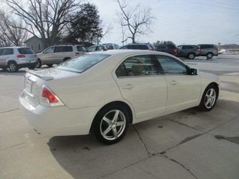 Used 2008 Ford Fusion SEL image 16